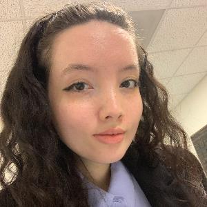 Kimberly C. | Tutor in Essay Writing, Literature | 14234973