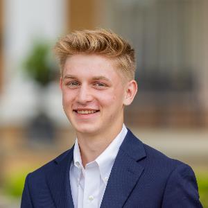 Gabriel S. | Tutor in Essay Writing | 13975048