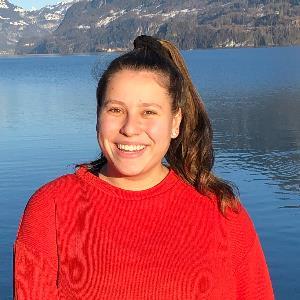 Isabelle S. | Tutor in Essay Writing | 8280517