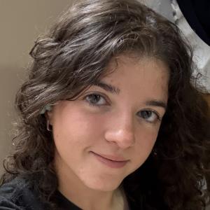 Jasmine H. | Tutor in Essay Writing | 13833612