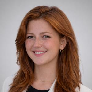 Julia T. | Tutor in Essay Writing, Literature | 14038874