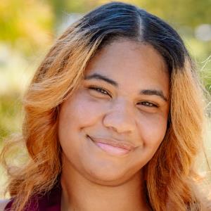 Kharisma P. | Tutor in Essay Writing | 14260405