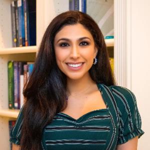 Kinza S. | Tutor in Essay Writing | 10887633