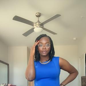 Krisshandra F. | Tutor in Essay Writing | 11651539