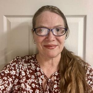 Lezli | Tutor in Essay Writing | 7653088