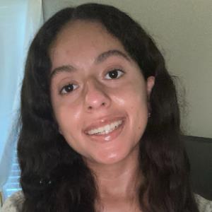 Makayla V. | Tutor in  | 11979727