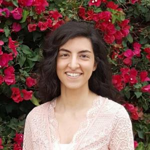 Maryam K. | Tutor in Essay Writing, Literature | 5315309