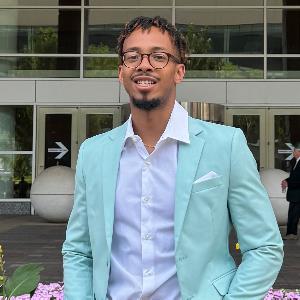 Sean J. | Tutor in Essay Writing | 14005427